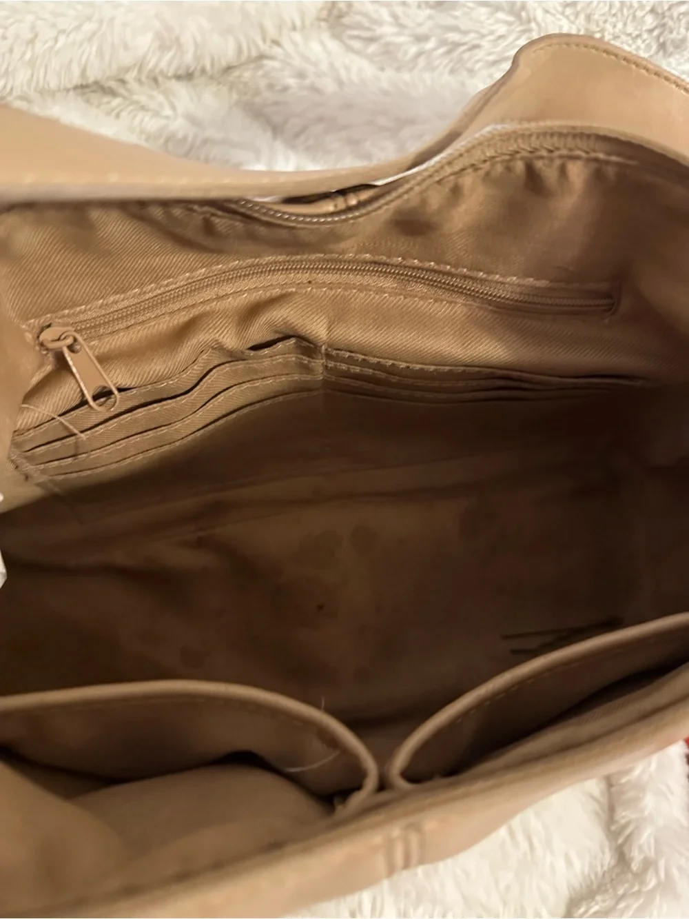 Dolls Streetwear Essential Tan Leather Shoulder Bag - Women